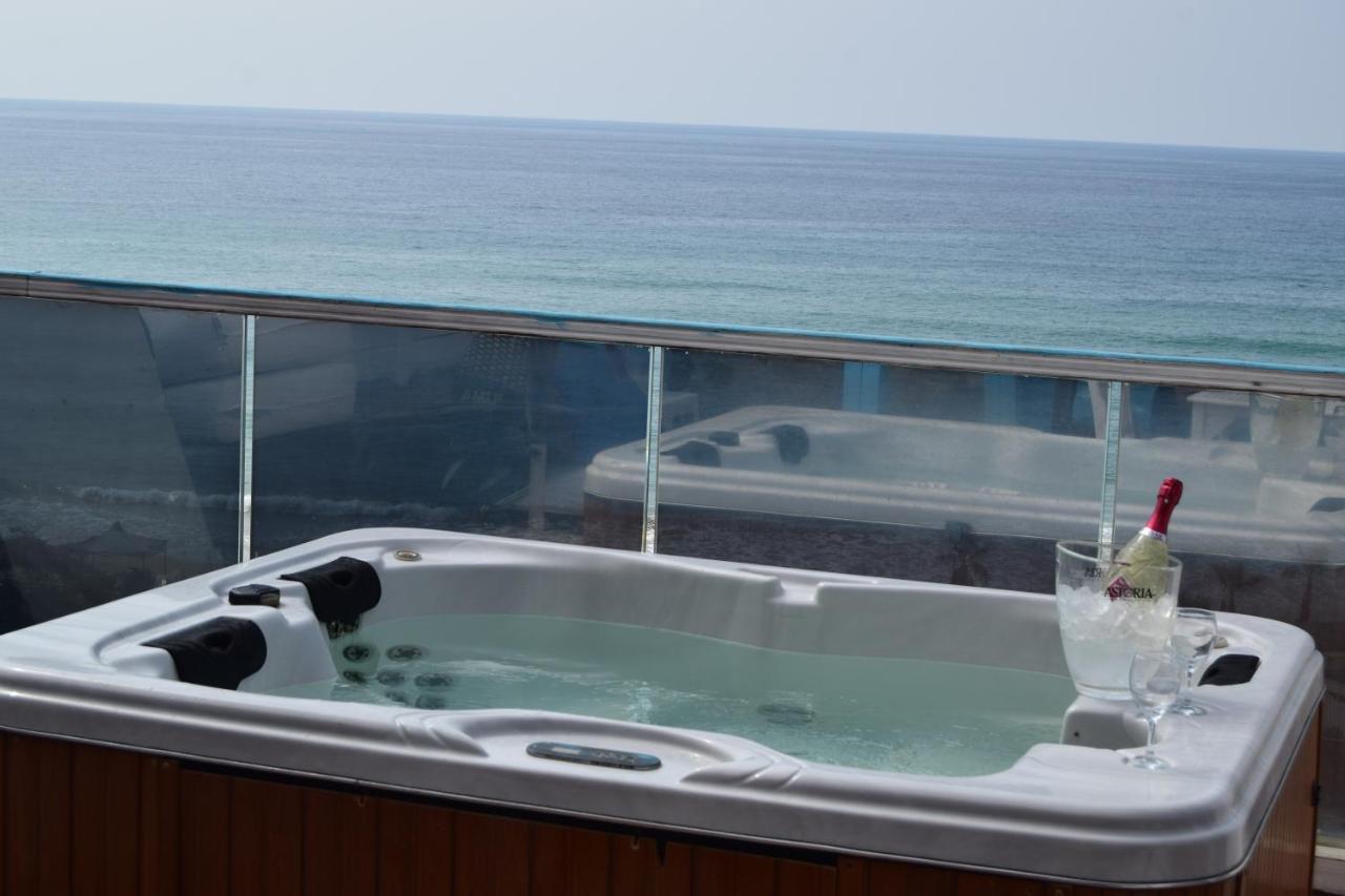 Cflow Beach Resort Byblos Esterno foto