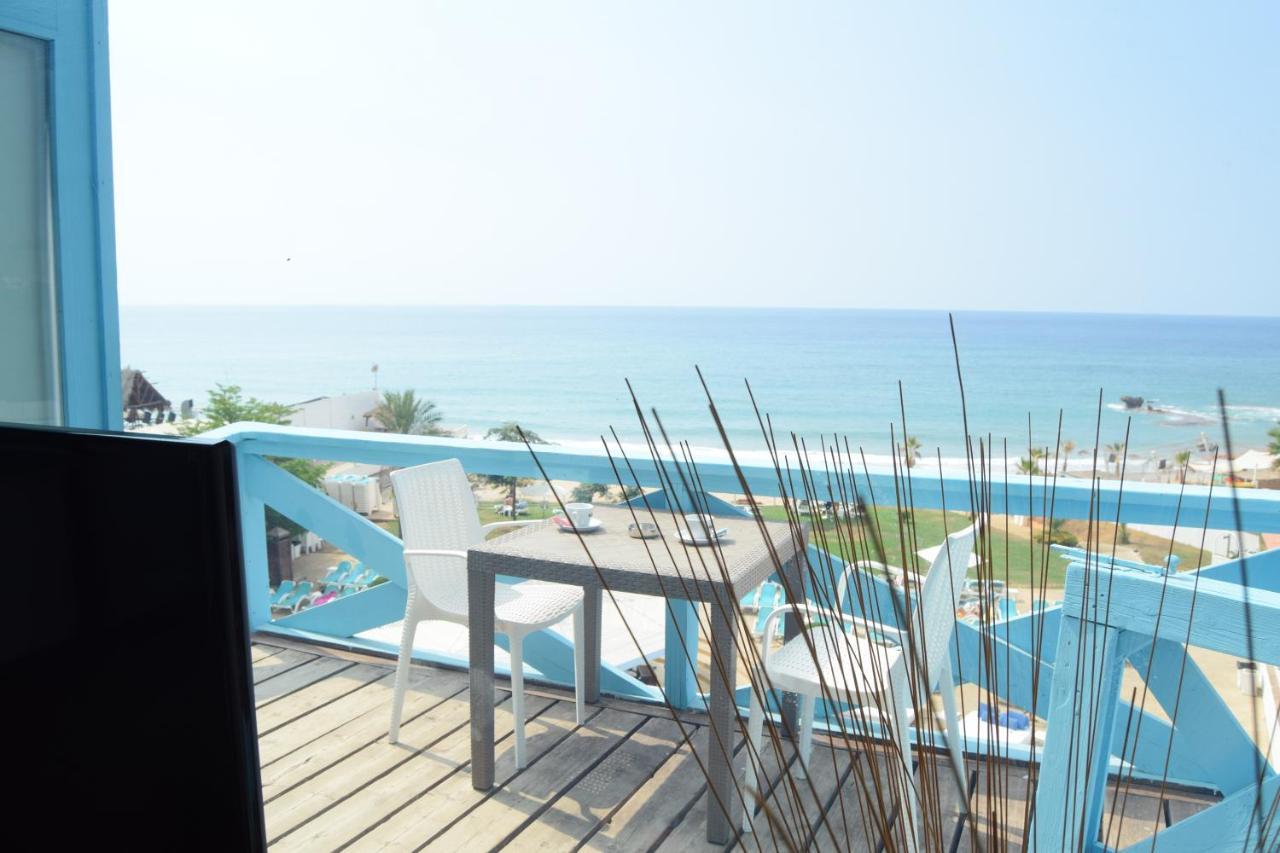Cflow Beach Resort Byblos Esterno foto